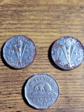 Canada Vintage 1940s WW2 5 Cent Nickel Coins - 1944-1947